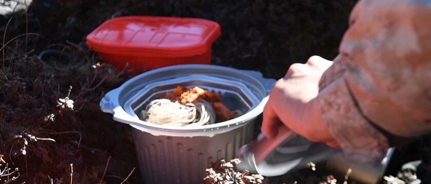 海拔4500多米，自热火锅安排上了！