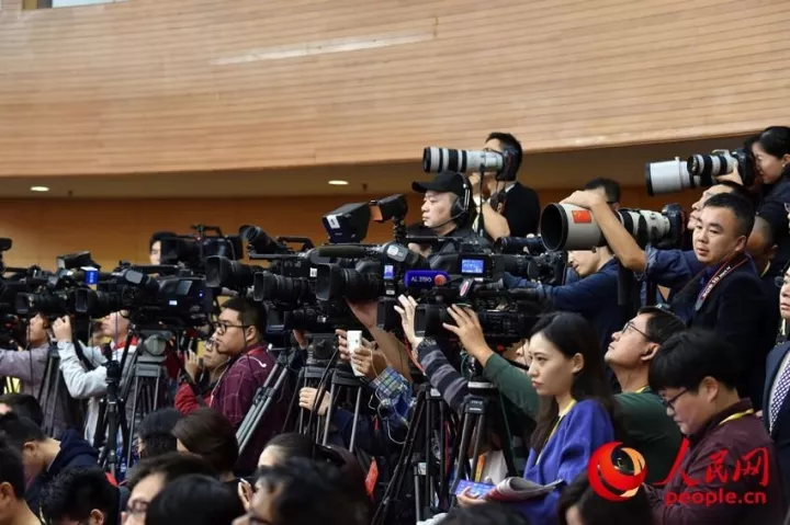 点赞 | 每年将有一批高铁通车、300多顶尖专家正做雄安规划...国家发改委透露一波重磅信息↓↓