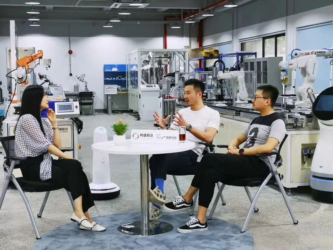 创新创业项目英语 “创新驱动创业，创业带动就业”——中英国际学院打出“双创”、“就业”组合拳