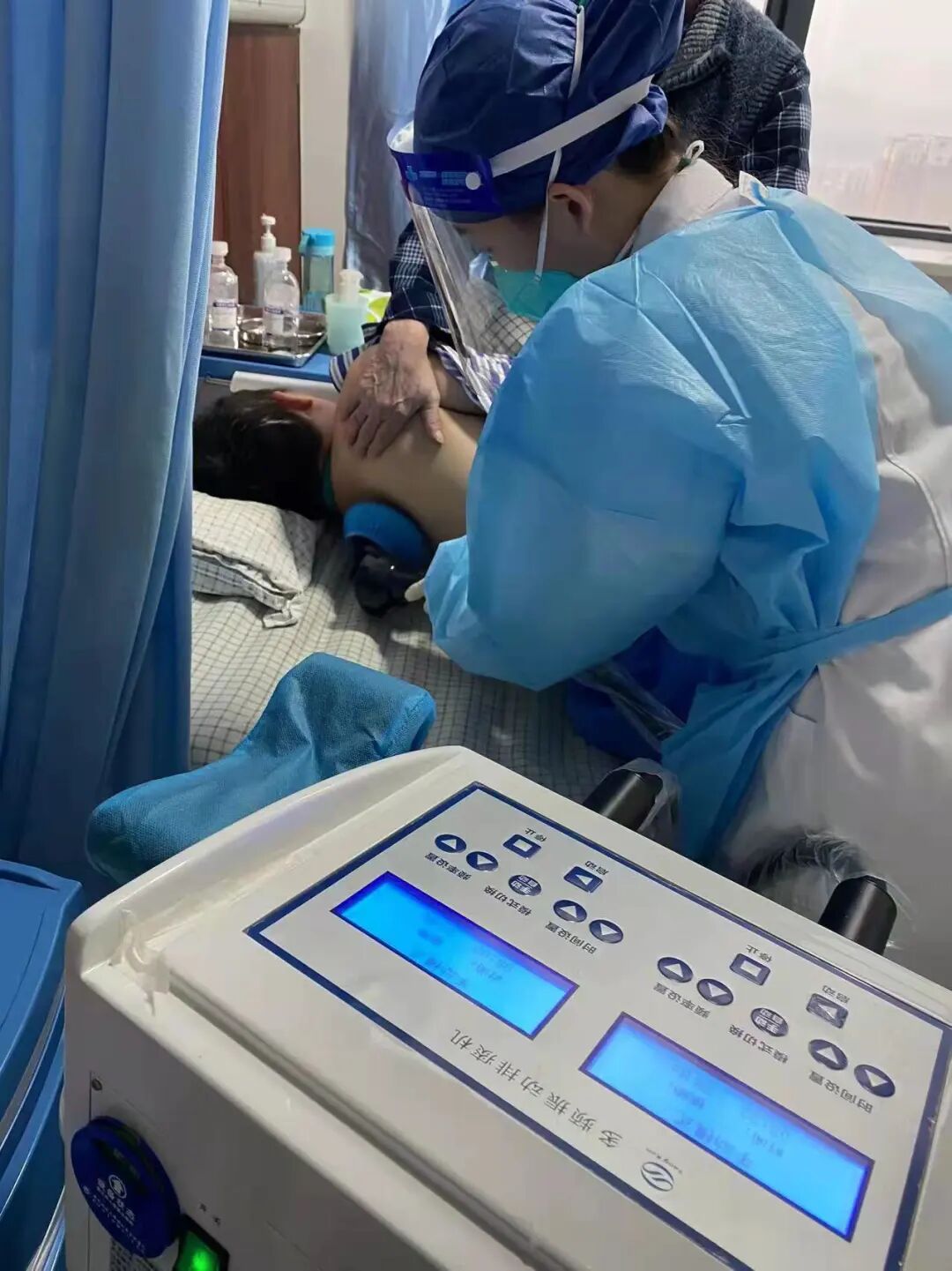 为什么用震动排痰【呼吸康复】多频振动排痰机----帮助排痰，让肺舒坦！_https://www.jmylbn.com_新闻资讯_第8张