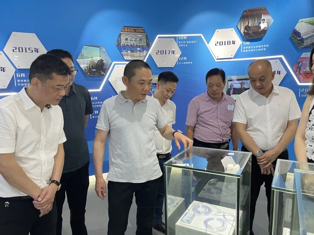 伏尔特医疗器械怎么样走名企 促发展 ｜ 嘉兴市福建商会走进浙江伏尔特医疗器械股份有限公司_https://www.jmylbn.com_新闻资讯_第9张