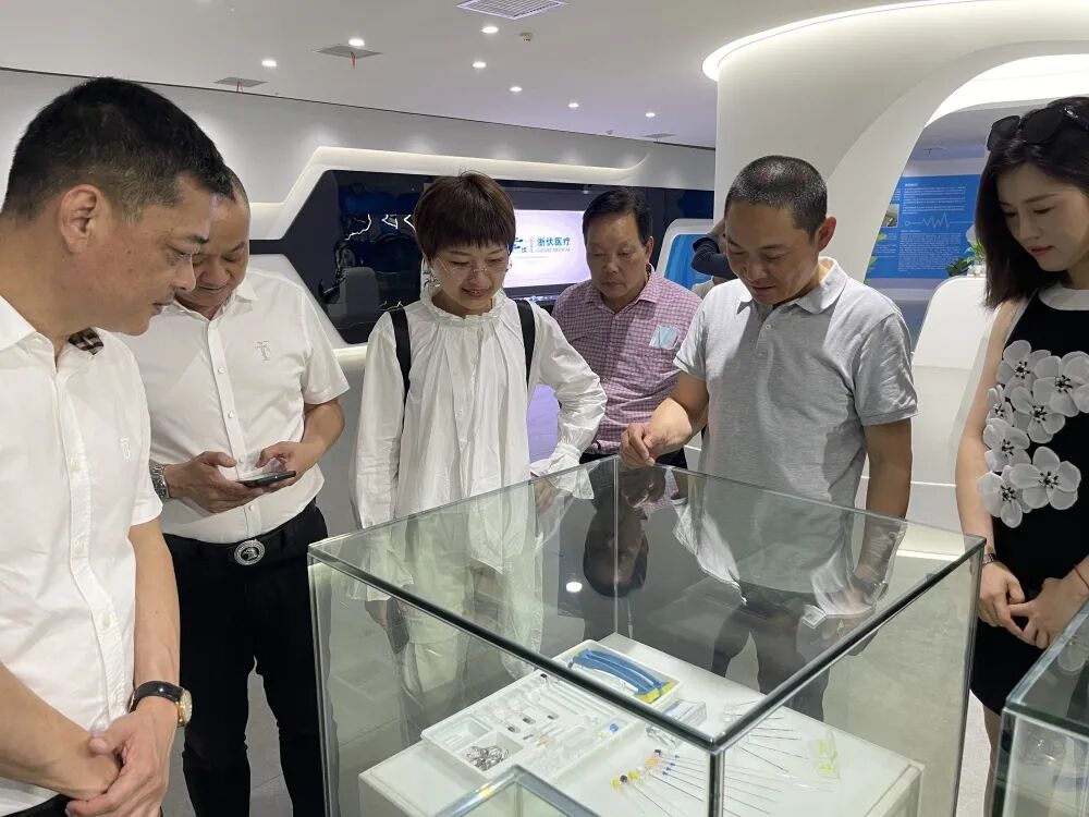 伏尔特医疗器械怎么样走名企 促发展 ｜ 嘉兴市福建商会走进浙江伏尔特医疗器械股份有限公司_https://www.jmylbn.com_新闻资讯_第6张