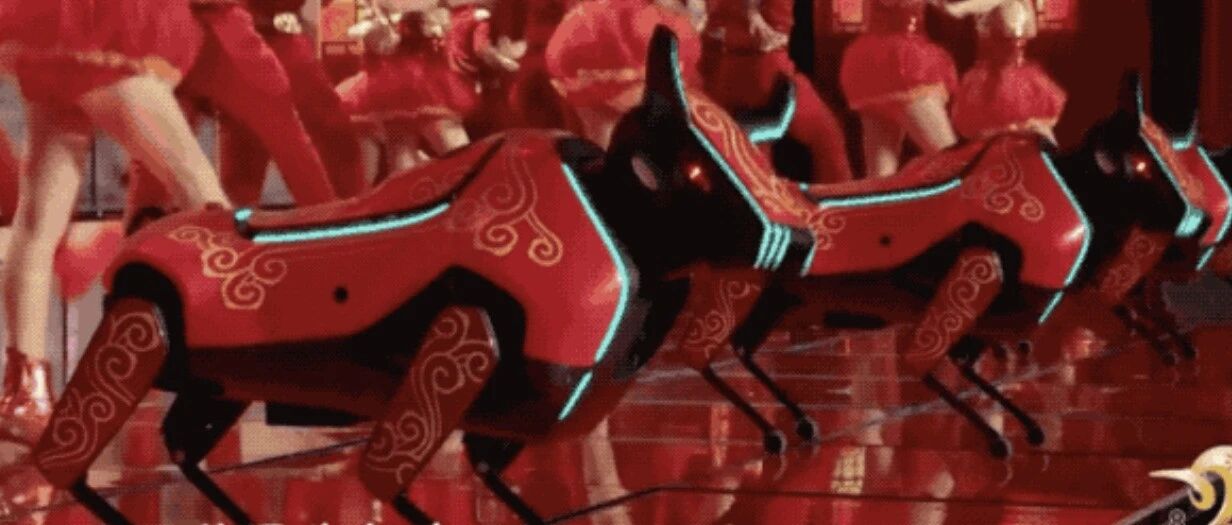 今年央视春晚的创意担当，给了这个1岁的“拓荒牛”机器人