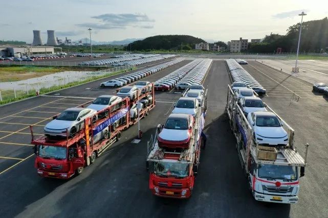 7點見 | 小米「造車」鬧烏龍；微軟稱中國零售店正常運營；FB遭廣告商抵制 科技 第8張