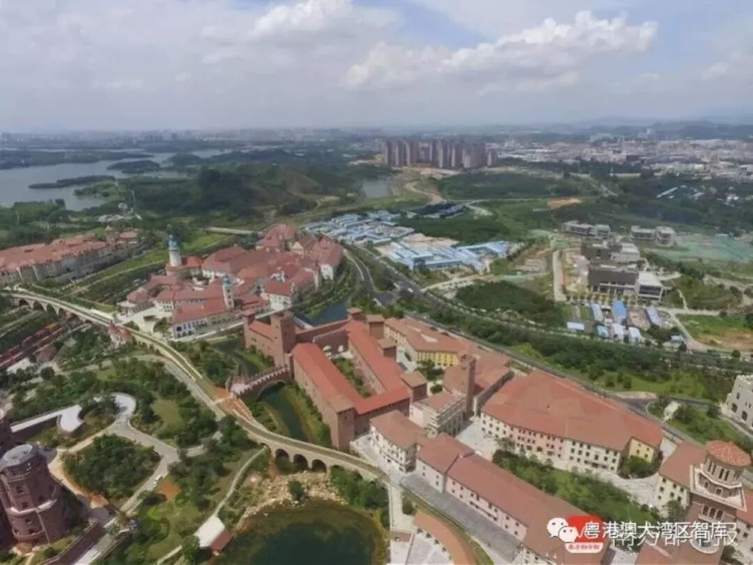 去华为湖岸花园_华为湖岸花园管理处电话_华为湖岸花园