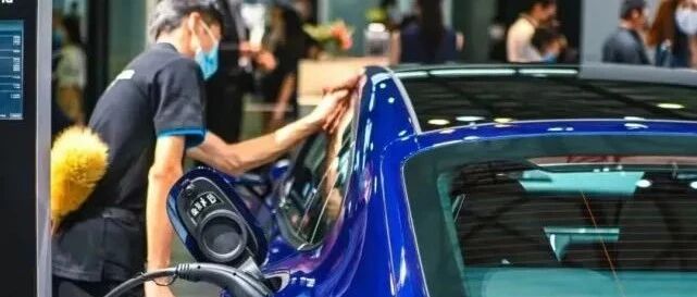 俄乌冲突会加剧电动车涨价吗？