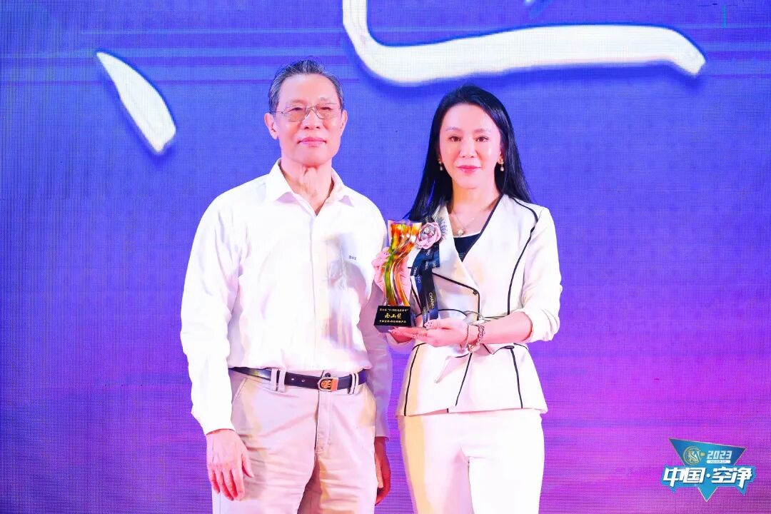 热烈祝贺 优吸环保二次蝉联2022年度空气净化行业至高“南山奖”！㳟喜