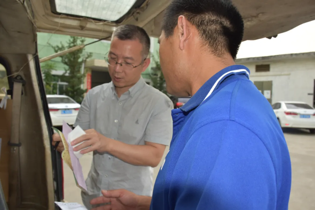 客戶寫來表揚信:暖心服務得人心 客戶寫來表揚信:暖心服務得人心