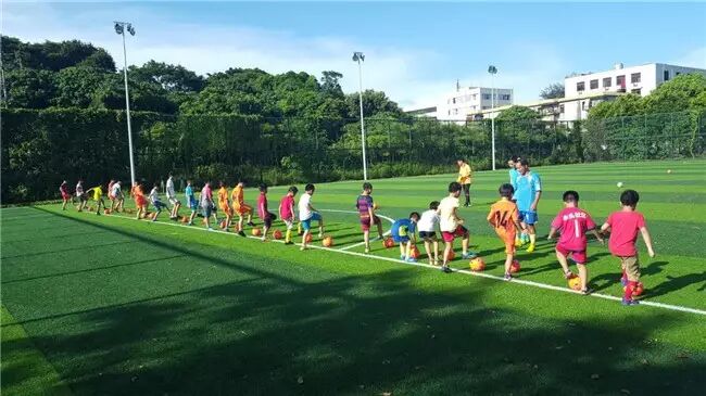 欢迎围观,水头社区青少年足球培训班开班啦