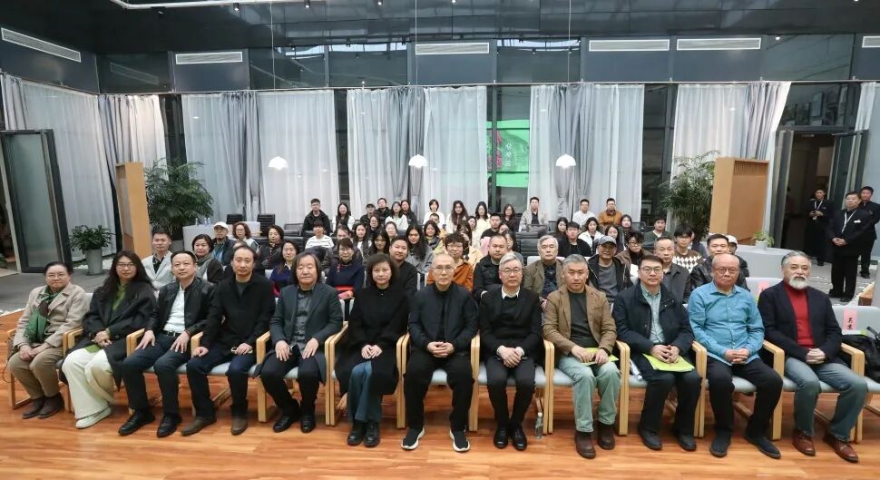 “周京新·有鱼”2026年内蒙古美术馆学术邀请展分享会举行 第7张