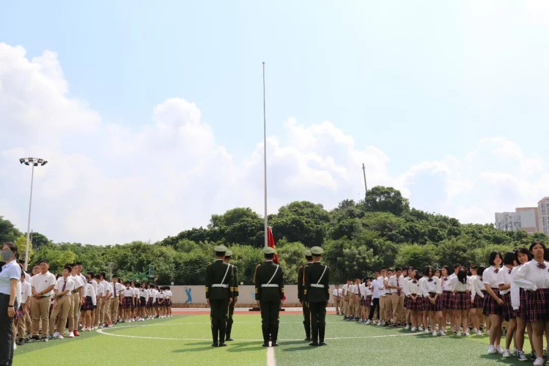 丹心育桃李致敬点灯人泉州外国语学校洛江校区积极开展庆教师节活动