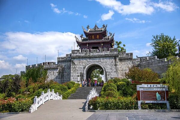 "中国第一旅游博主"徐霞客游过的贵阳,变成啥样啦?