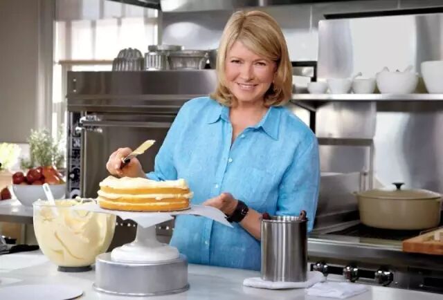 那段时间,她仔细研究美国大厨朱莉娅·查尔德的《法国菜烹饪要诀》