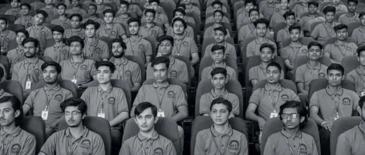 印度人考不上印度理工，才去麻省理工……