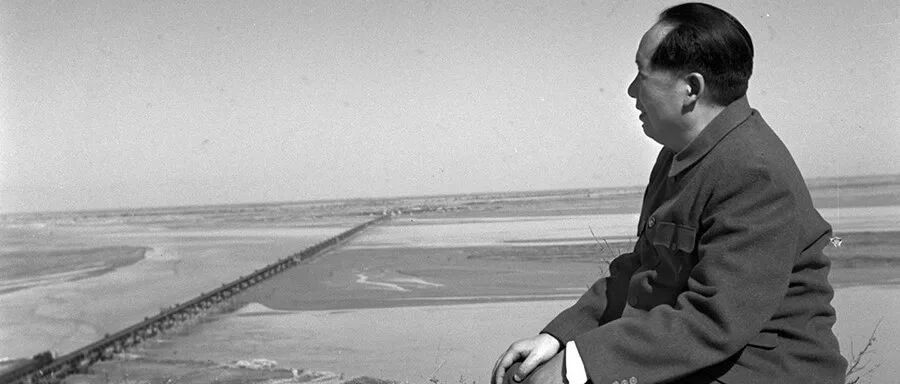 毛泽东晚年的几次恸哭，究竟有何心结？