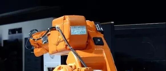 中国工业软件没有“弯道超车”，“一拐弯就是车祸”