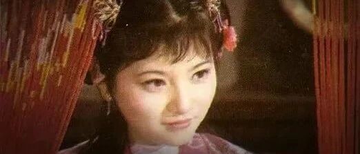 古代官宦富贾家，满院的丫鬟每天都在做什么？