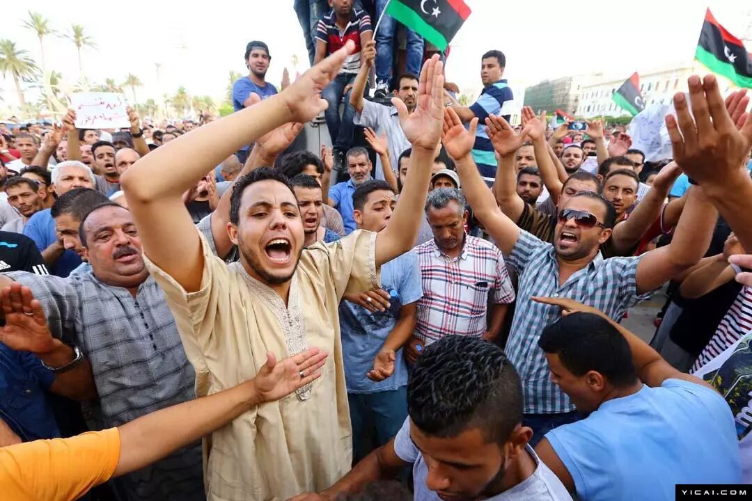 狂甩中国16名利比亚人自己都震惊了我们已经这么惨了西方还吹