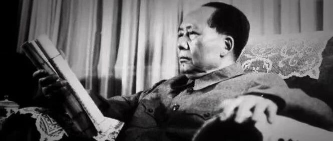 去世前几小时，他时而昏迷时而清醒，却反复十一次做这件事