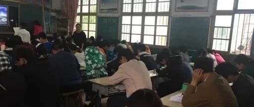 严禁抢挖县中师资！教育部罕见表态，反映了一种怎样的急迫现实？