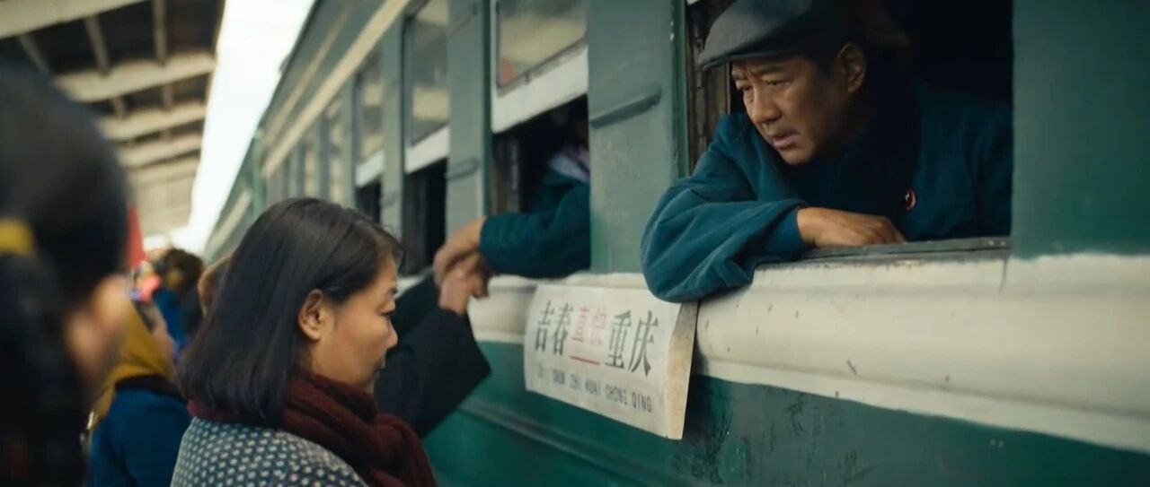 中央启动秘密“大迁徙”！百万人奔赴内陆、上千工厂“连根拔起”……