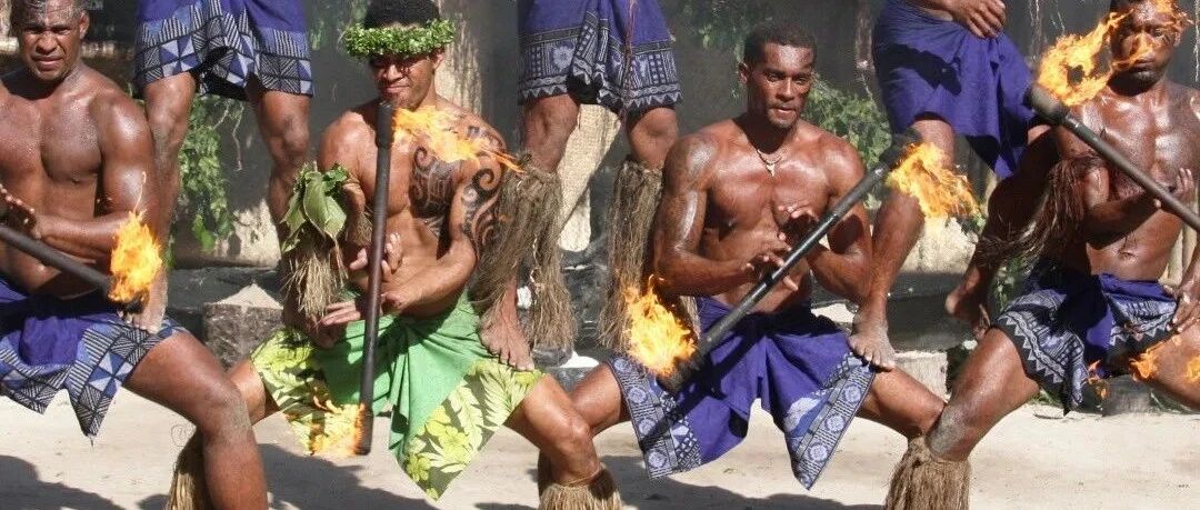 “躺赢”的岛国人民，开始勒紧裤腰带......