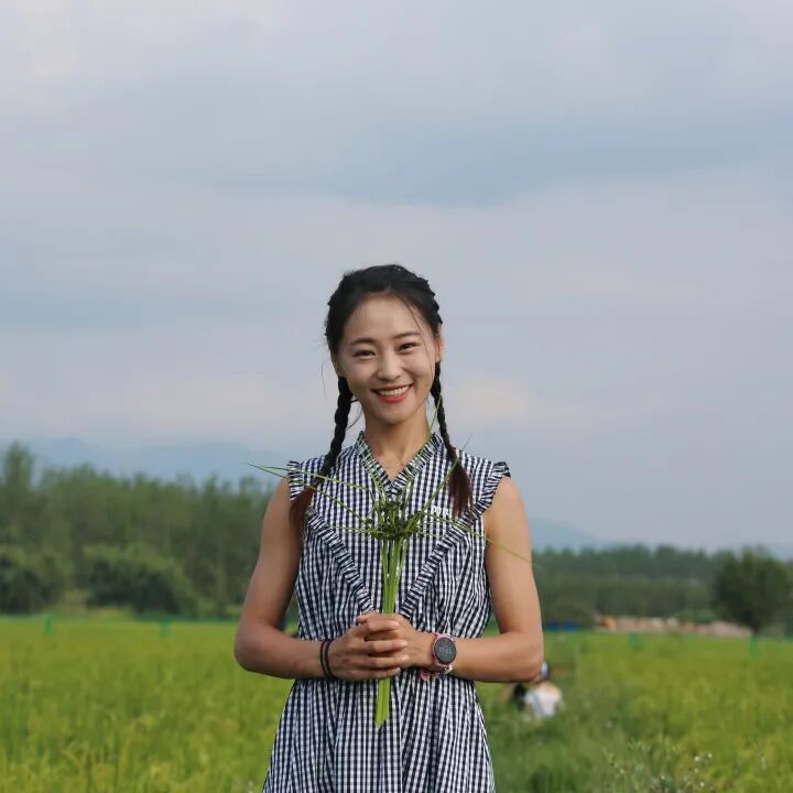 殷晓雨的半马百冠以及由此引发的膜拜与争议