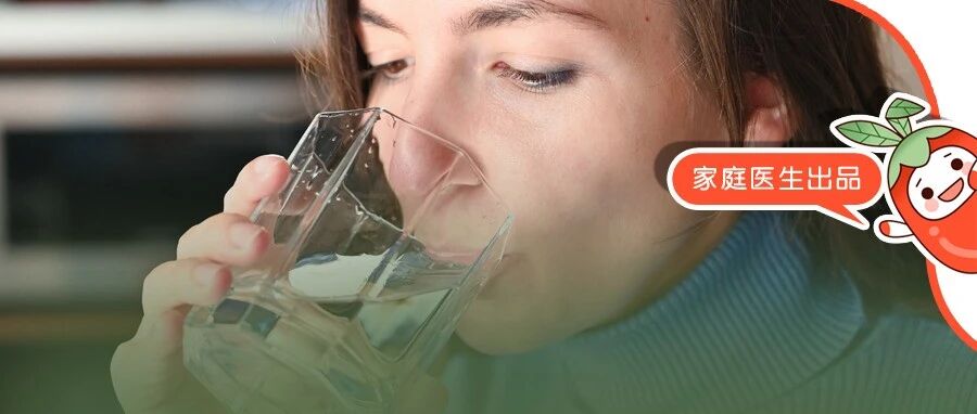 天冷喝水犯个错，“养生水”变“夺命水”！别让你的身体，倒在最简单的喝水上