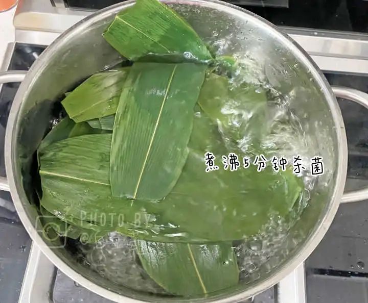 电饭锅粽子要煮还是蒸多久才能熟_粽子要蒸多久才熟_香菇蒸鸡要蒸多久才熟