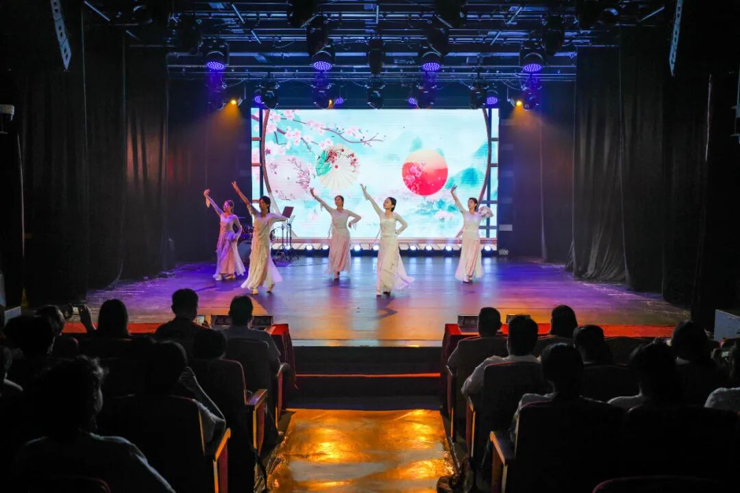 640_wx_fmt=jpeg&from=appmsg&tp=webp&wxfrom=5&wx_lazy=1 (33).JPG