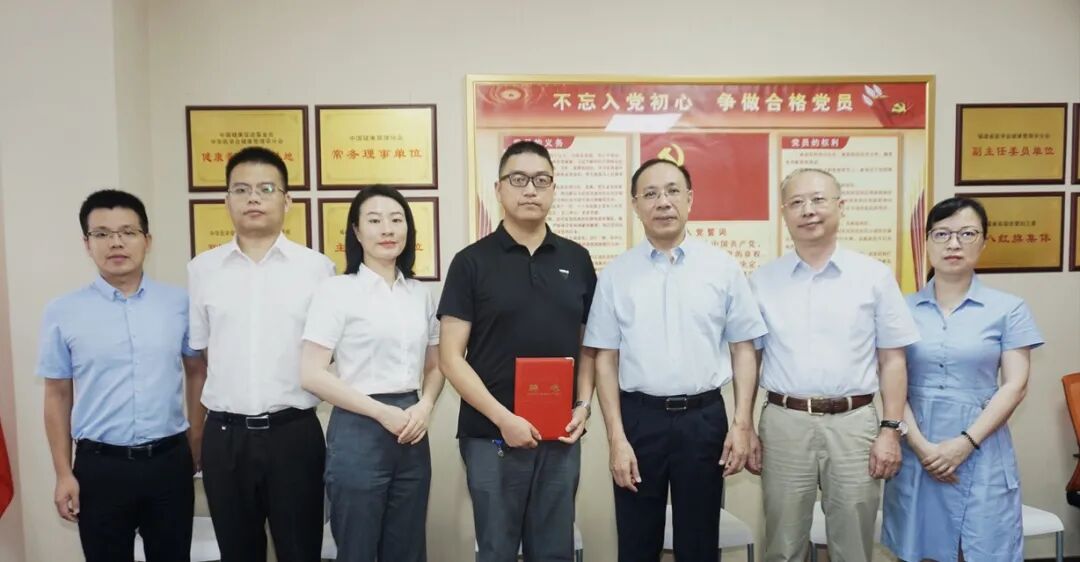 【喜讯】“刘春生主任甲状腺结节健康管理工作室”正式开诊！(图4)