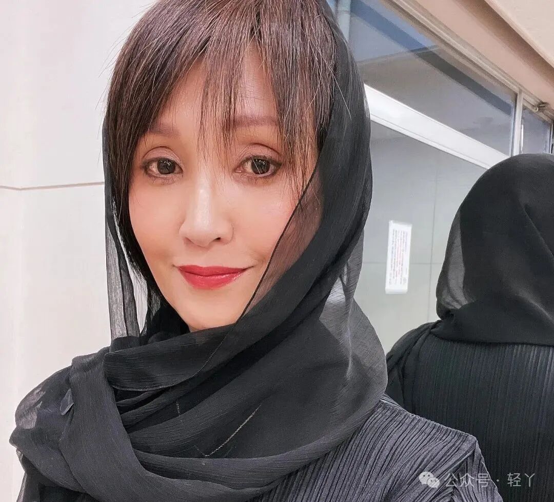 逃亡至地球,接替殉职的惠美,她加入ugm以躲避加尔坦的追杀.