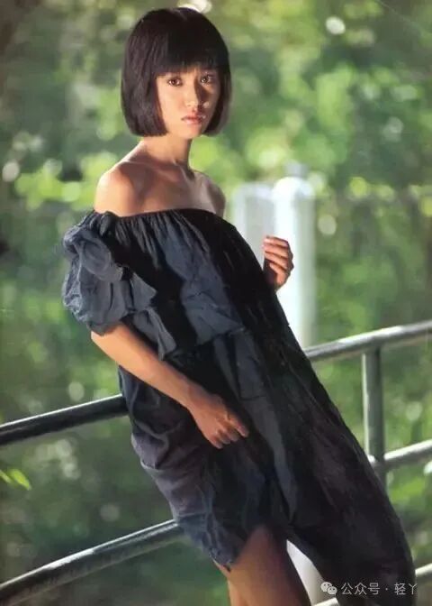 星凉子为尤莉安奥特曼的人间形态,于爱迪奥特曼第43集初次亮相.
