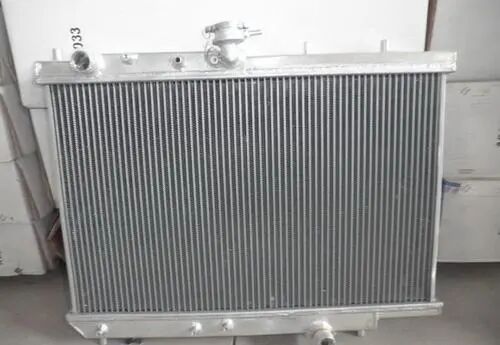 卡车水箱的清理技巧 综合 卓众商用车