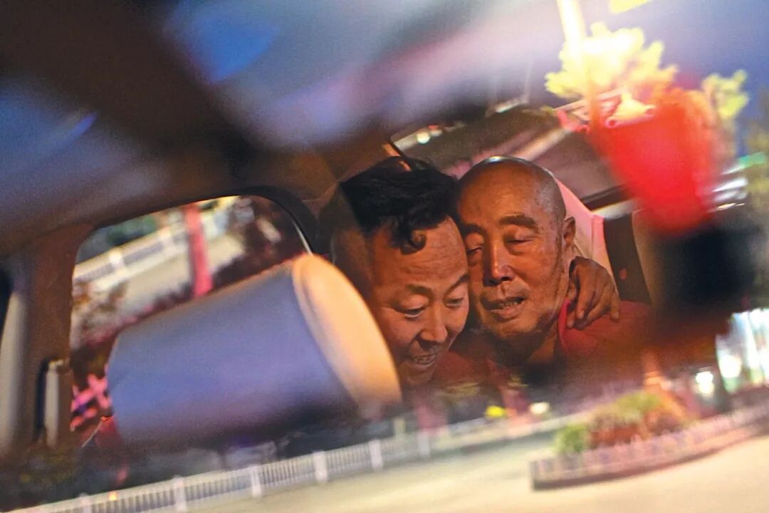 ����!ÿ�����λ����˿����� ��λ�ĸ����