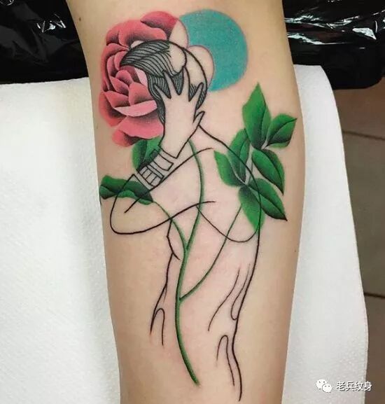 超抽象纹身图，看得懂的都是天才~