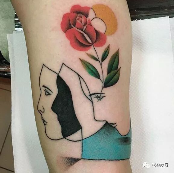 超抽象纹身图，看得懂的都是天才~