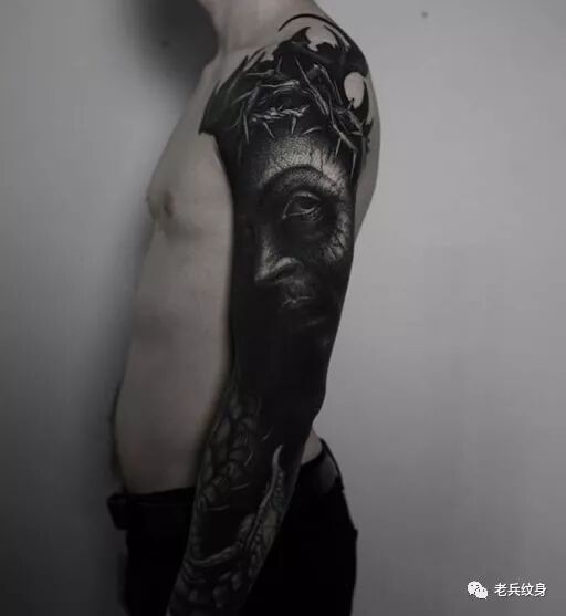 生活不止眼前的苟且，还有远处的黑暗