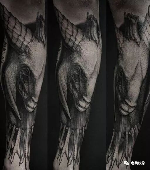 生活不止眼前的苟且，还有远处的黑暗