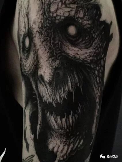 生活不止眼前的苟且，还有远处的黑暗