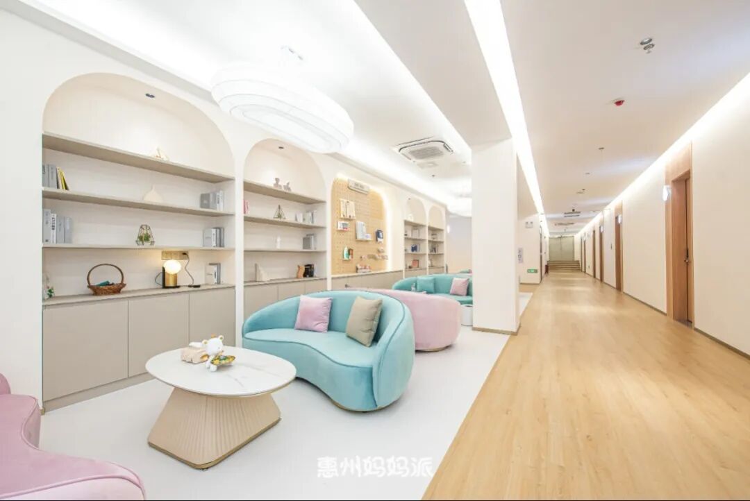 在月子中心_月子中心需要什么資質(zhì)_月子中心多少錢(qián)一月