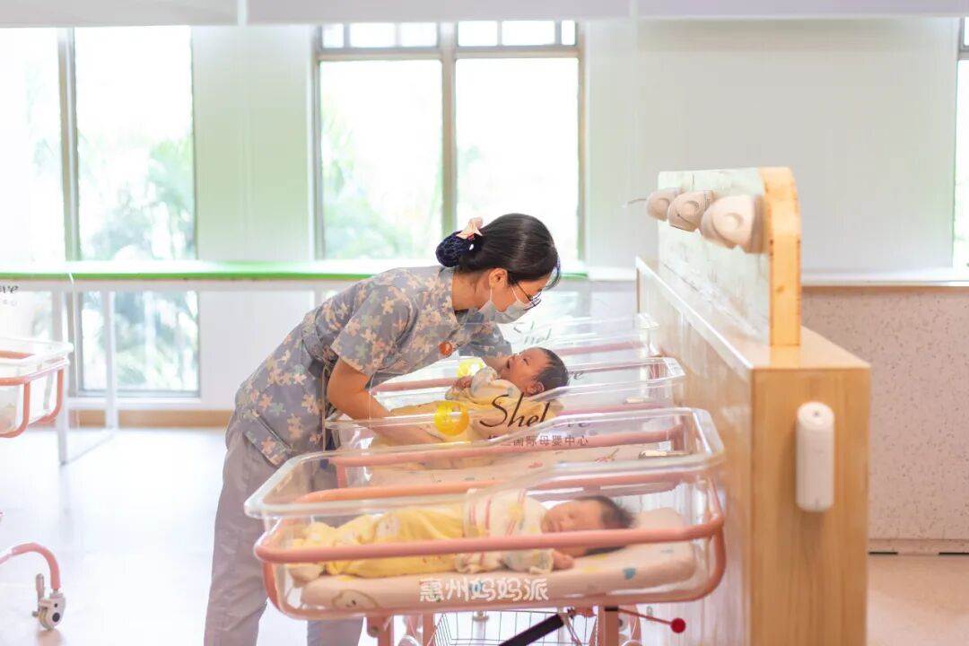 月子中心多少錢(qián)一月_月子中心需要什么資質(zhì)_在月子中心