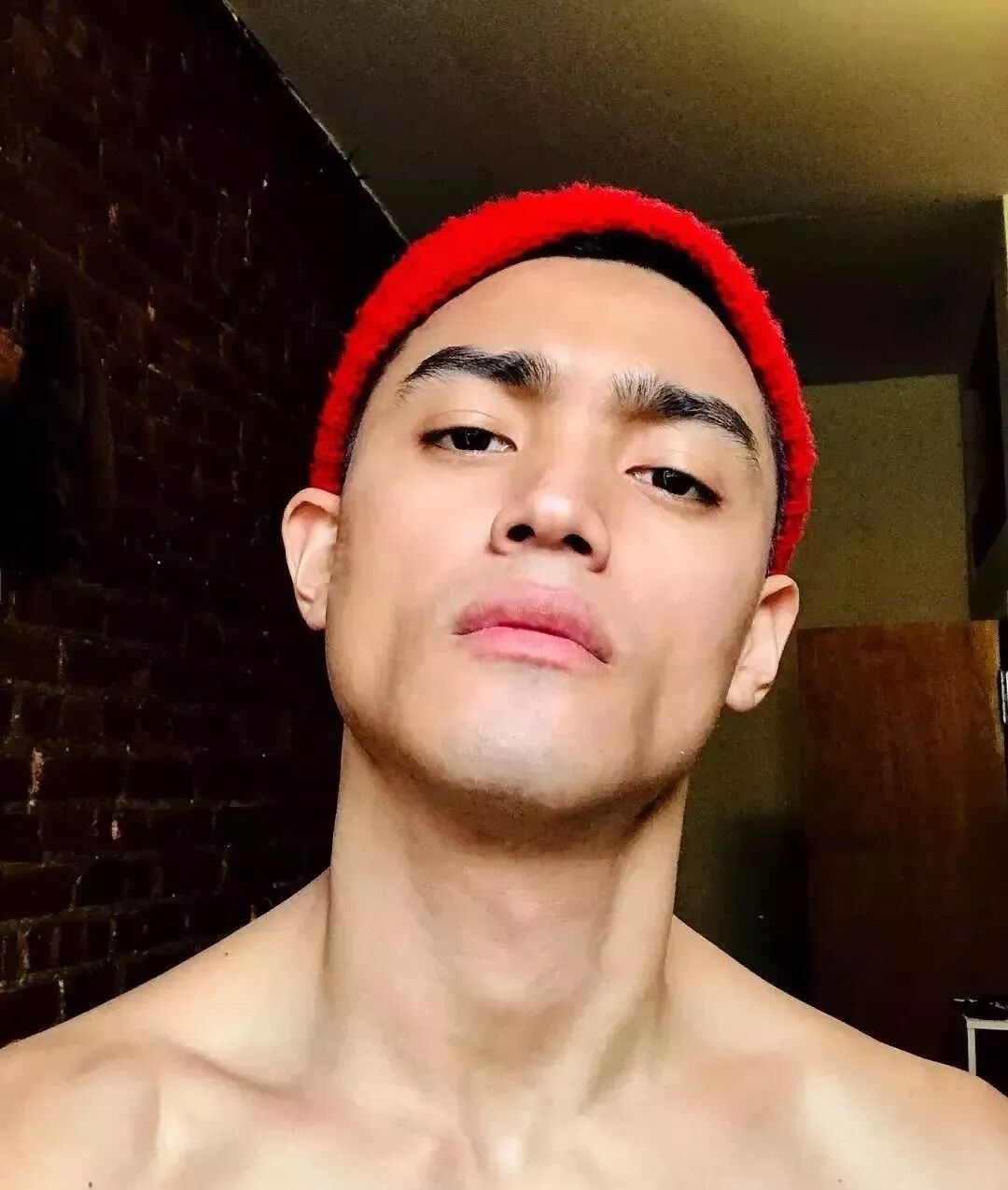 N国混血，MAN到爆的超模私底下竟然是这样的？！ - 51虹马