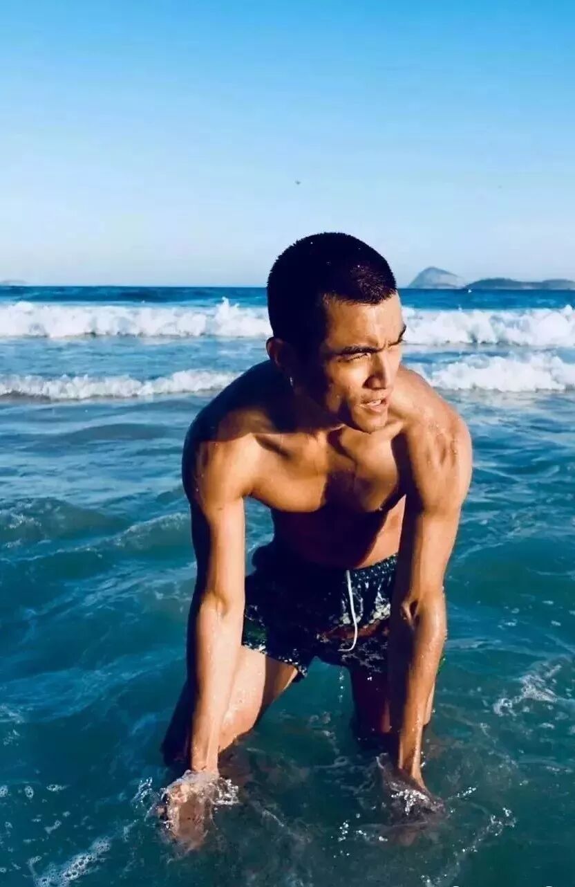 N国混血，MAN到爆的超模私底下竟然是这样的？！ - 51虹马