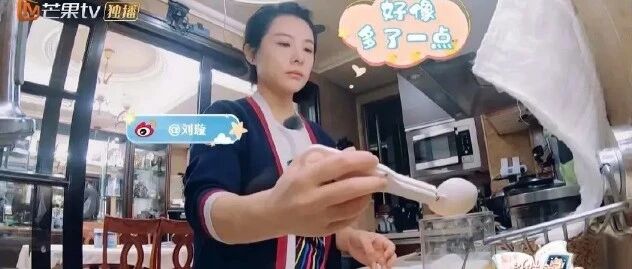 食物精确到克，杜绝孩子吃盐和零食，刘璇“铁血育儿”真有必要？