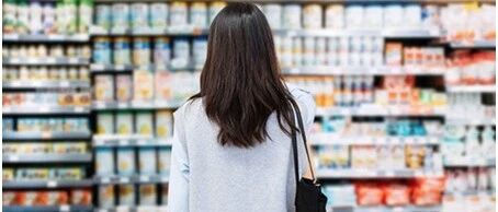 独立女性的光环，敌不过奶粉钱的账单