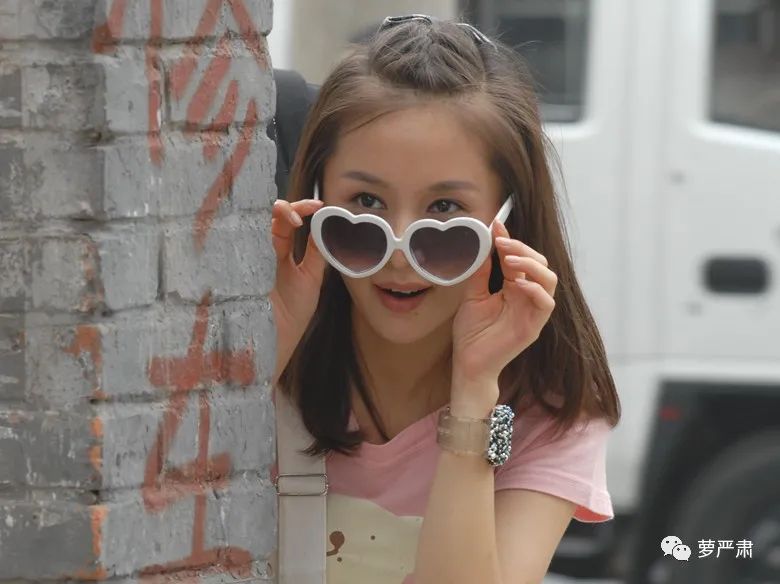 不再做资源咖的女明星 不再做资源咖的女明星