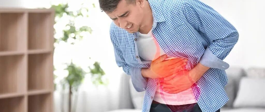 嘴里反酸，烧心？小心胃食管反流病悄悄找上你！