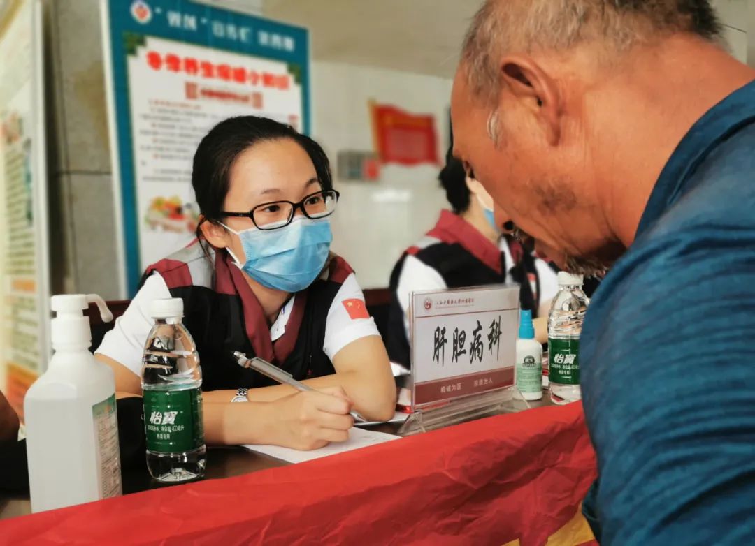 服務基層 共同提升 江西省中醫院專家在餘幹縣中醫院開展義診 健康 第11張