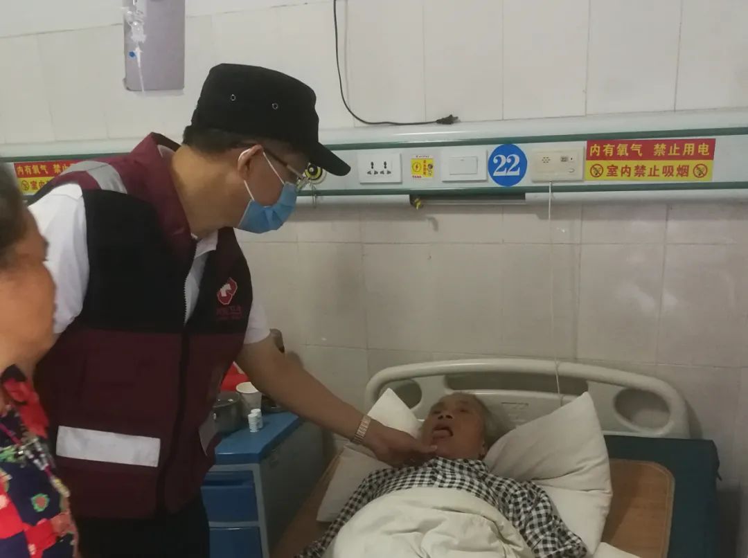 服務基層 共同提升 江西省中醫院專家在餘幹縣中醫院開展義診 健康 第14張
